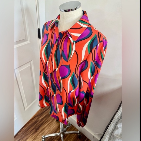 Back In Time BUCKETLIST Blouse - Picture 7 of 7